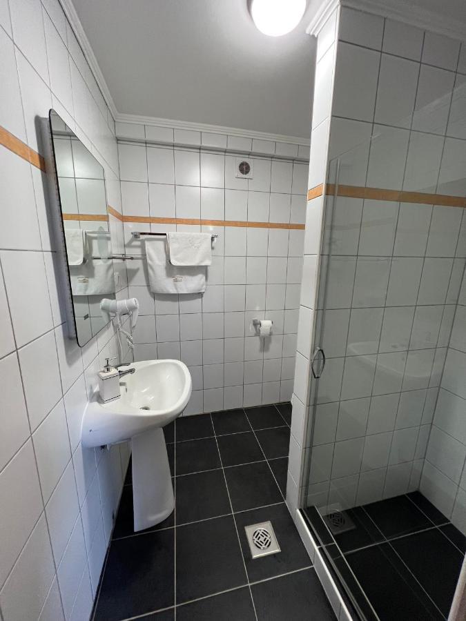 Hotel Kuria Vendeghaz Poroszló Exterior foto